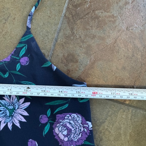 Twik Floral Tank - Picture 5 of 8